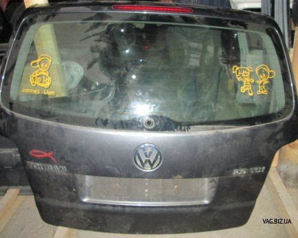 Крышка багажника (до 2010 года выпуска) на Volkswagen Touran 2003-2015 1
