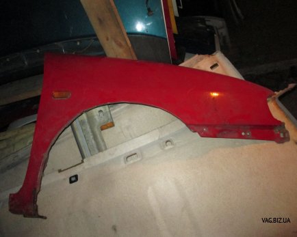 Крыло переднее правое на Seat Ibiza 1993-1999 1
