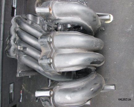Впускной коллектор (1,6 л, двигатели AKL, AEH, APF, AVU.) на Skoda Octavia Tour 1997-2011 3