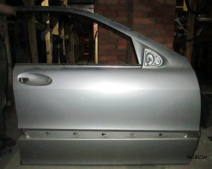 Дверь передняя правая на Mercedes S-Klasse W220 1998-2005 1