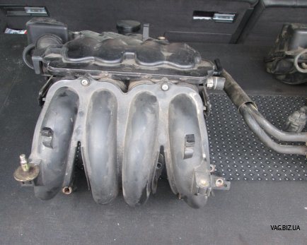 Впускной коллектор (1,6 л, двигатели AKL, AEH, APF, AVU.) на Seat Ibiza 1993-1999 1