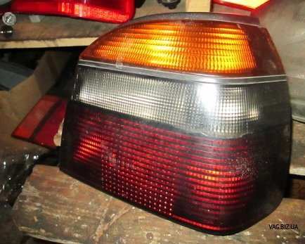 Фонарь задний правый на Volkswagen Golf 3 1991-1997 2