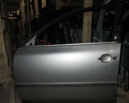 Дверь передняя левая на Volkswagen Passat B5 1997-2005 1