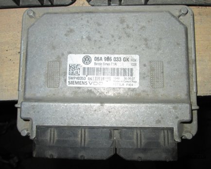 Блок управления двигателем BSF (1,6 л.) на Volkswagen Golf 5 2004-2009 1